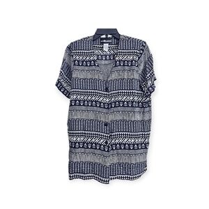 Vintage Sag Harbor Petite Striped Geometric Rayon Button Down Top Small